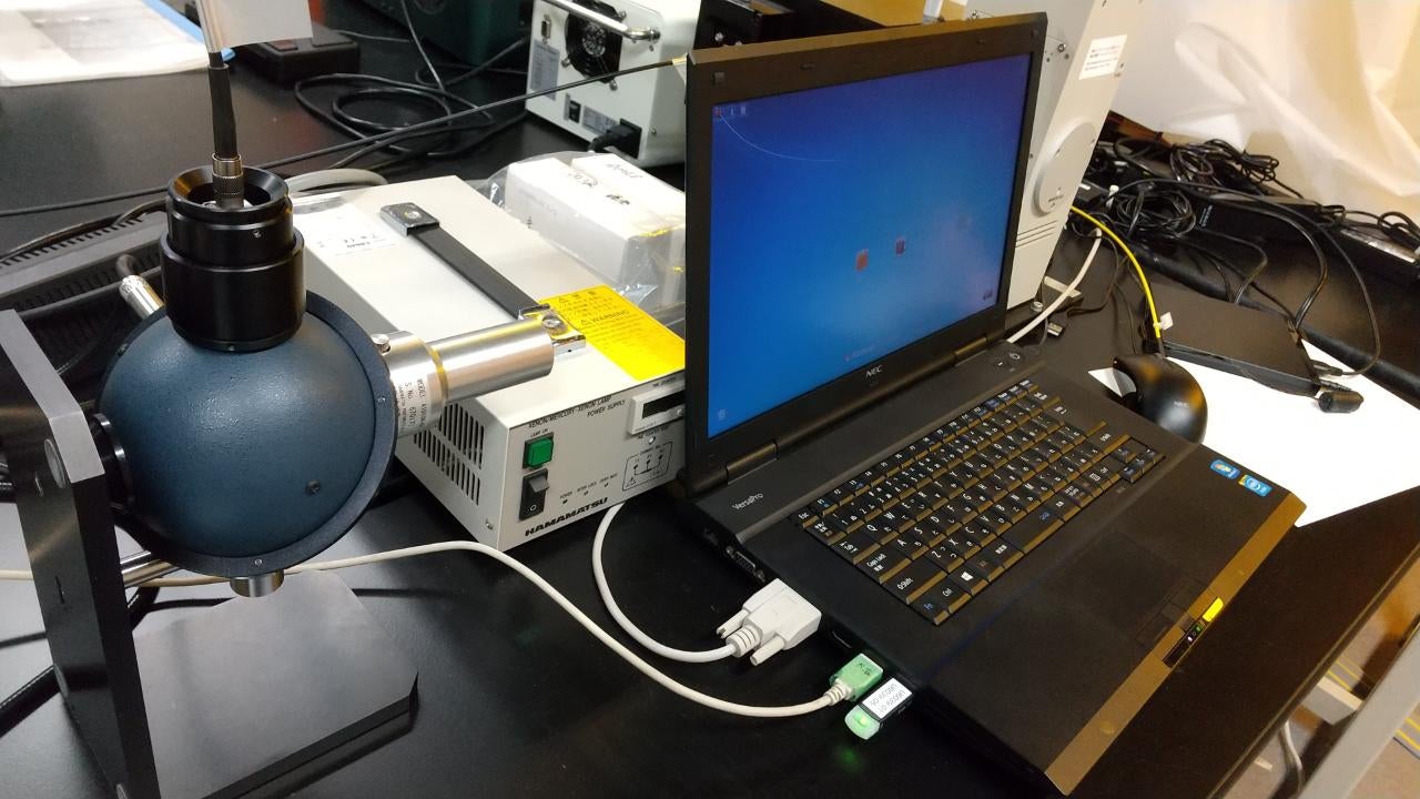 絶対PL量子収率測定装置の画像