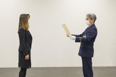 贈呈式の様子1