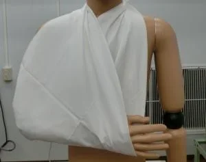三角巾の画像