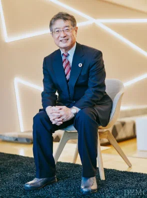 藤原氏の写真